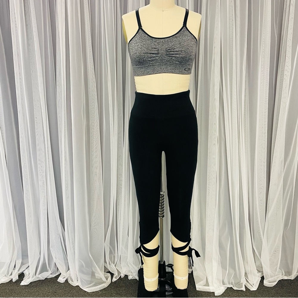 3 piece Champion Sports bra and leggings size Small